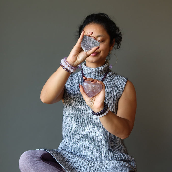 sheila of satin crystals meditating with amethyst stones