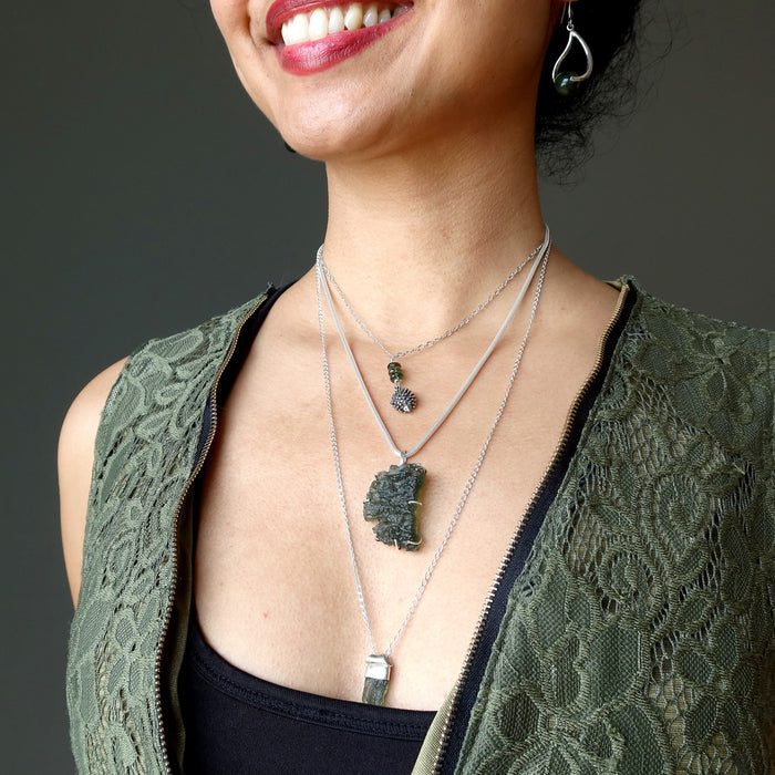 How to Wear Moldavite Jewelry
