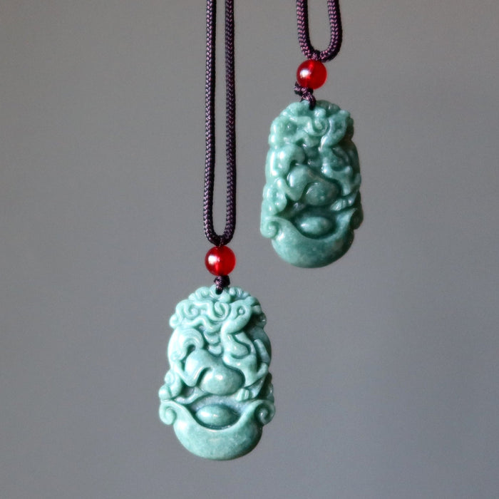jade horse necklace
