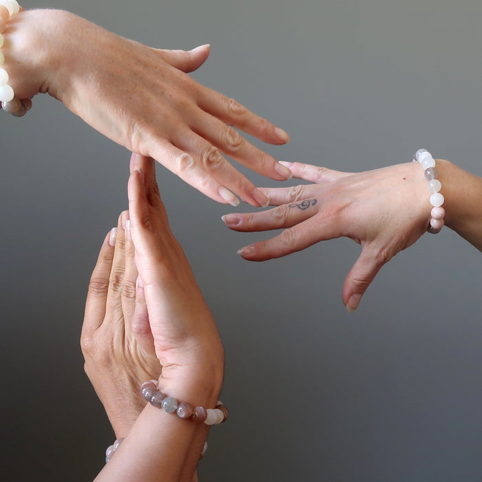 7 Best Moonstone Bracelets to Manifest New Beginnings