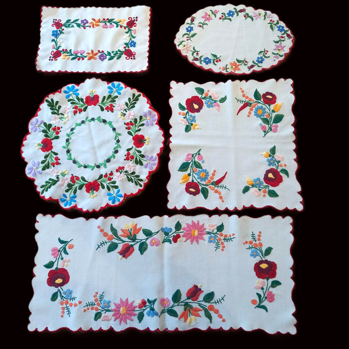 Vintage Hungarian Kalocsa Table Linen 5pc Set Hand Embroidered Runner Doilies Mats 1970s