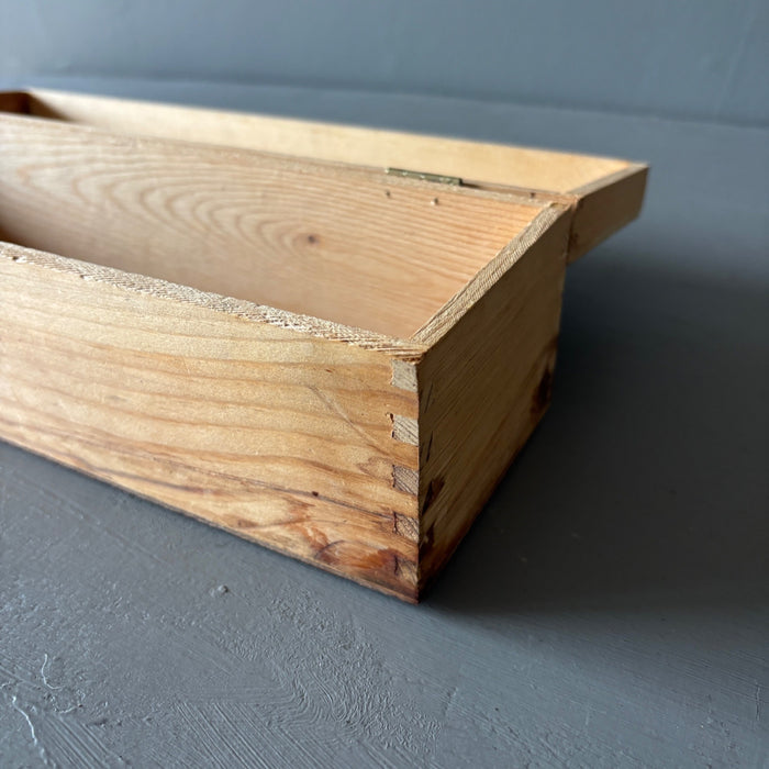 Vintage Wine Box Crystal Storage Latched Wood Crate