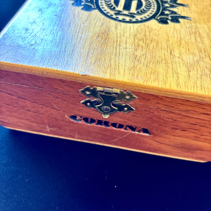 Vintage Puros Reales Wood Cigar Box Crystal Storage Case