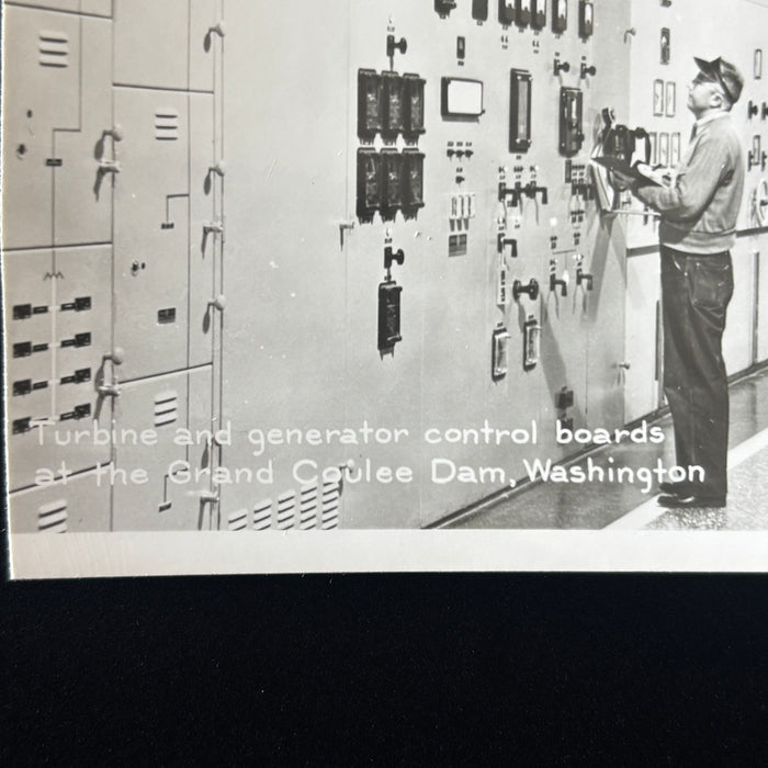 Vintage Postcard Grand Coulee Dam Washington Turbine Control Room Rare Interior