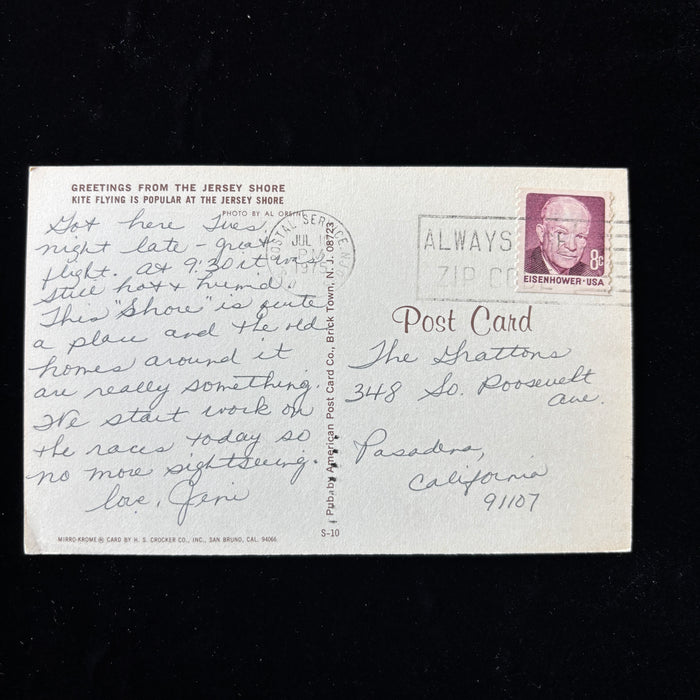 Vintage Postcard 1975 Jersey Shore Beach Kite Flying Race Red Homes Front Cancel