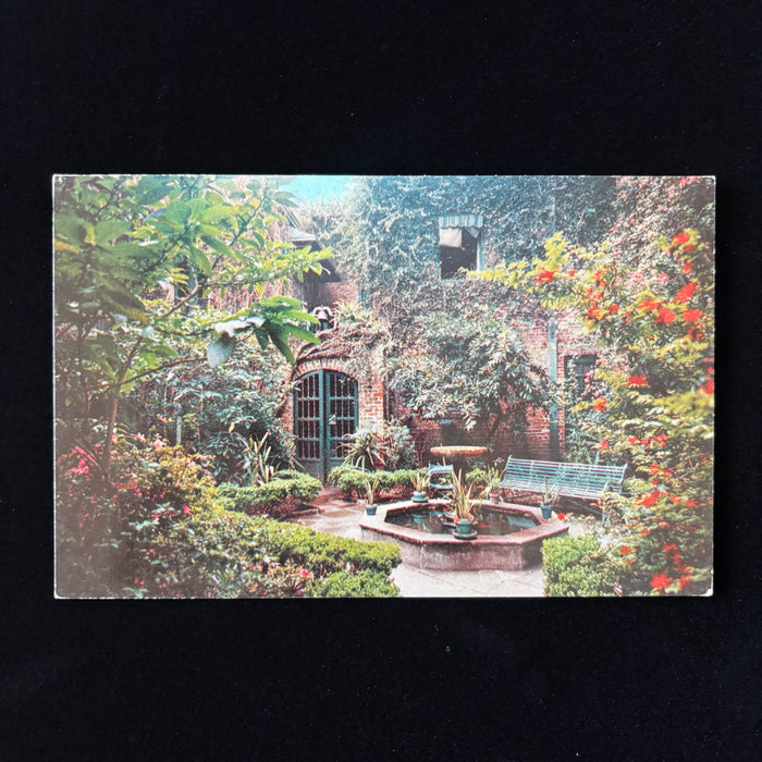 Vintage Postcard New Orleans Little Theatre Historic Patio Garden French Quarter