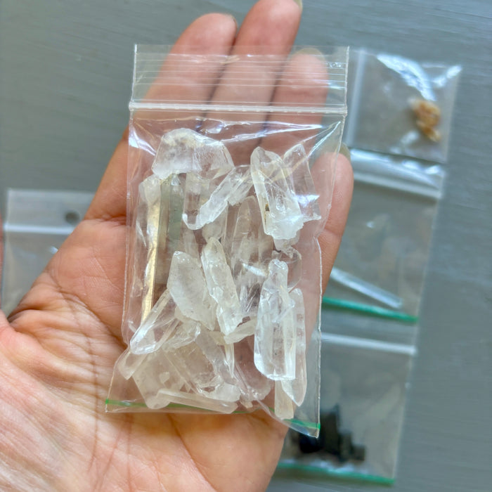 Raw Crystal Set: 18 Quartz Selenite Aquamarine Ilvaite & More