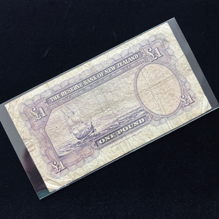 Vintage Banknote New Zealand 1 Pound Captain Cook Maritime Maori Watermark