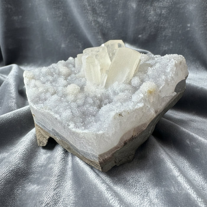 Druzy Quartz Calcite Cluster Crystal Charger Brazil 4.5 Inch