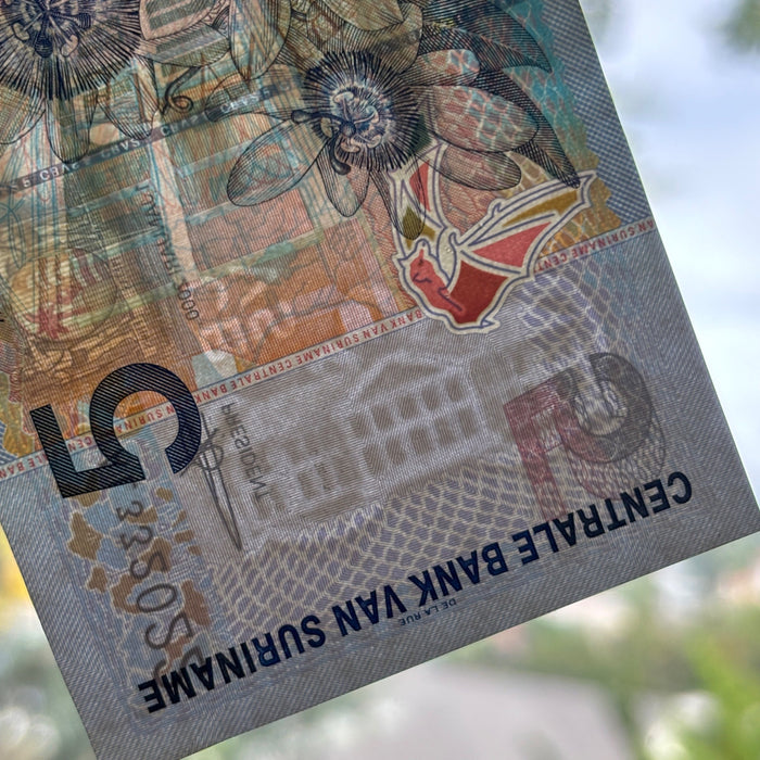 Vintage Banknote Suriname Bird Butterfly Bat Gold Foil UV Verified 5 Gulden AU