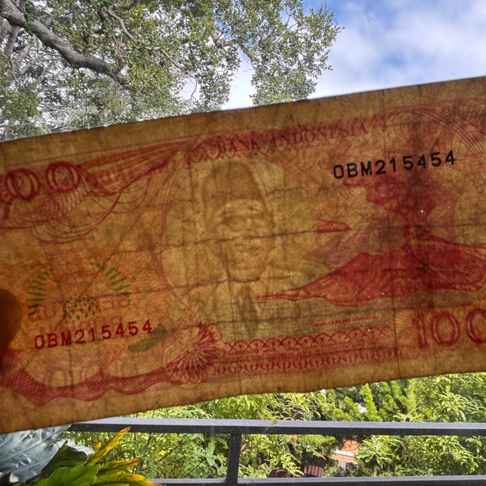 Vintage Banknote 1992 Indonesia Red Sail Boat Volcano UV Watermark 100 Rupia