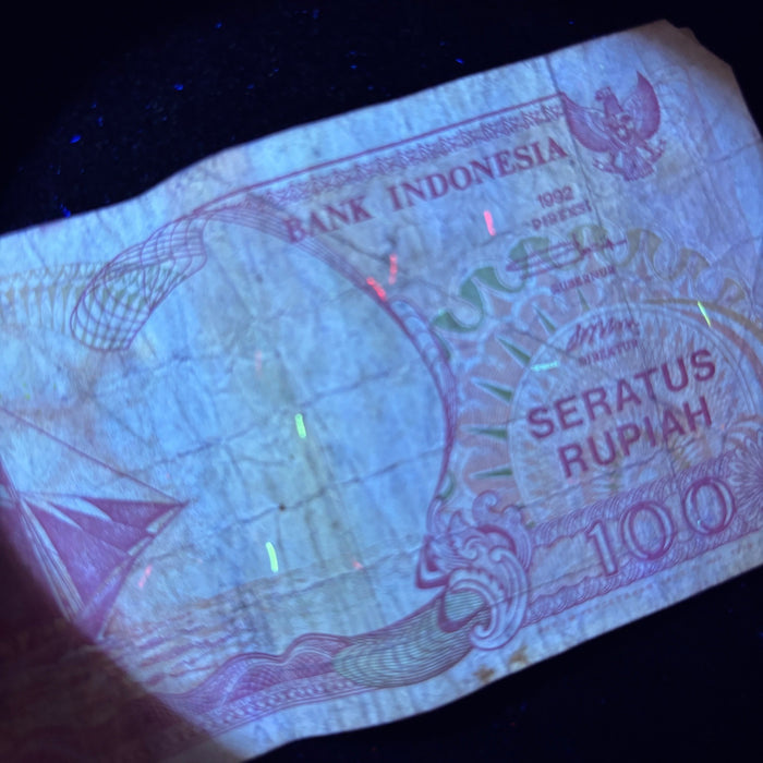 Vintage Banknote 1992 Indonesia Red Sail Boat Volcano UV Watermark 100 Rupia