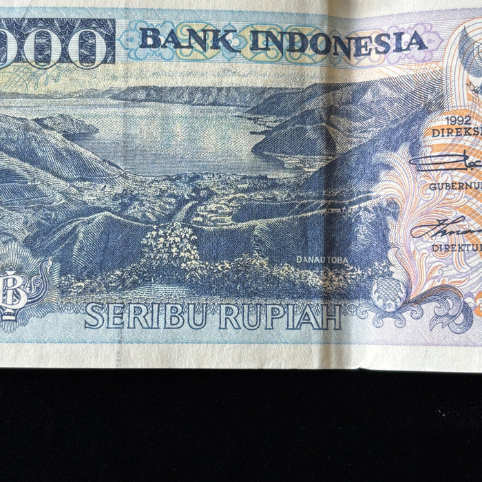 Vintage Banknote Lot Indonesia Consecutive Pair 1000 Rupia Lake Toba UV Verified