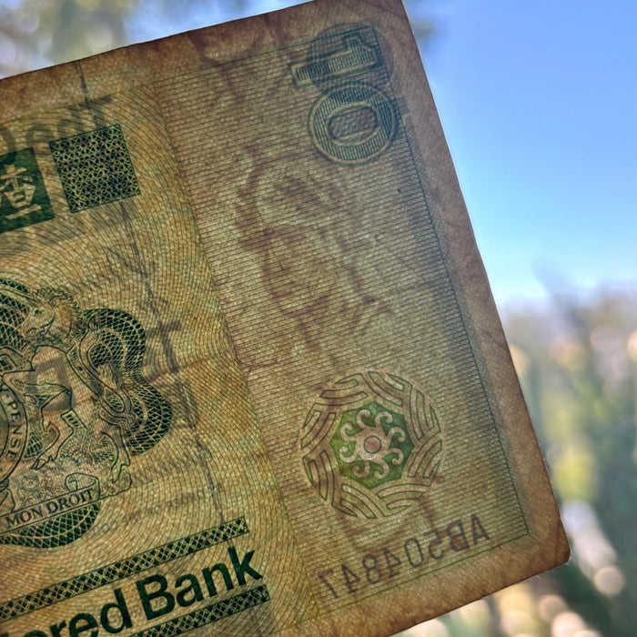 Vintage Banknote Hong Kong 1980 Chartered Bank 10 Dollar Carp Fish UV Verified
