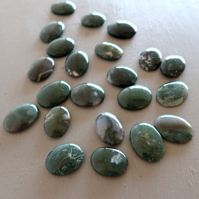Moss Agate Cabochon Bundle of 22 Green Crystal Oval 25-30mm