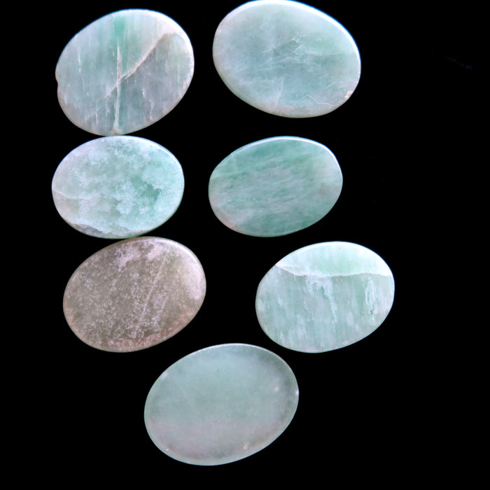 Green Aventurine Cabochon Set of 7 Oval Amulets Crystals