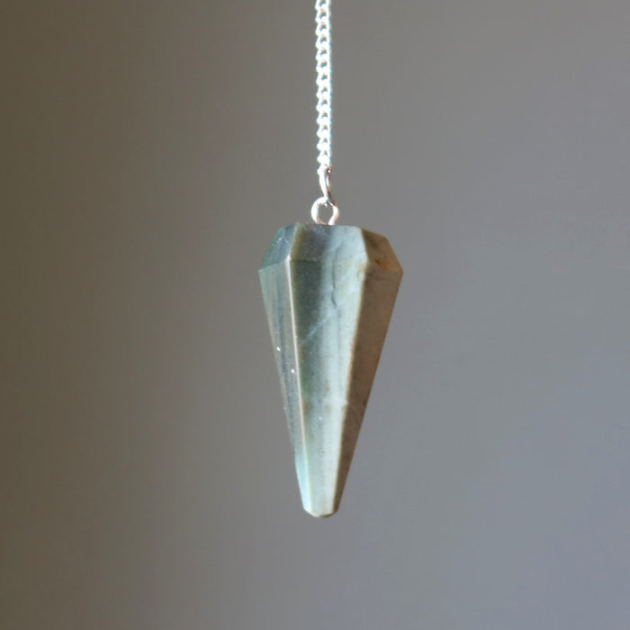 green aventurine pendulum