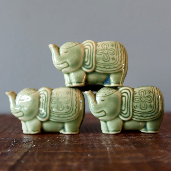 Display Stand Elephant Green Ceramic for Crystal Balls