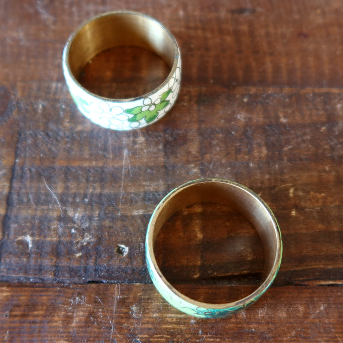 Display Stand Pair Metal Flower Holders for Crystal Balls