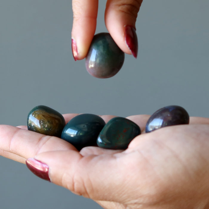 bloodstone tumbled stones
