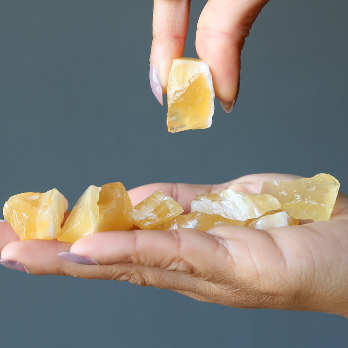 rough yellow calcite stones