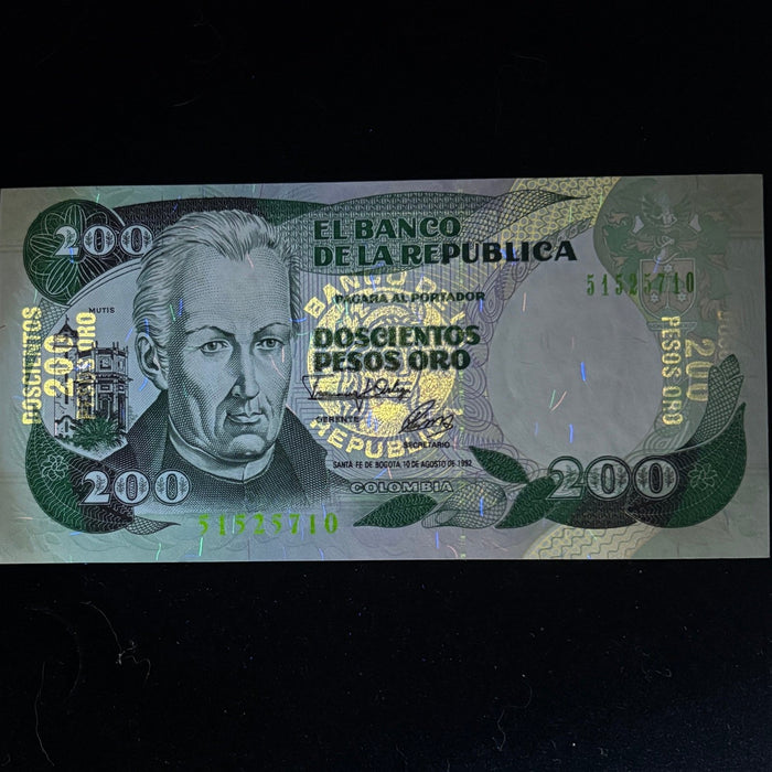 Vintage Banknote 1992 Colombia 200 Pesos Oro UV Verified Bogota Jose Mutis UNC