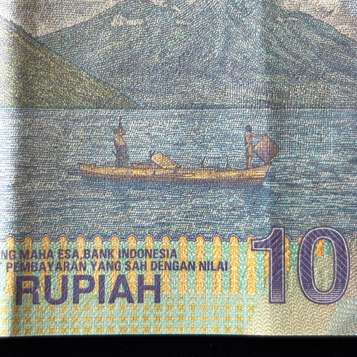 Vintage Banknote Consecutive Pair Indonesia 1000 Rupiah UV Boat Soldiers