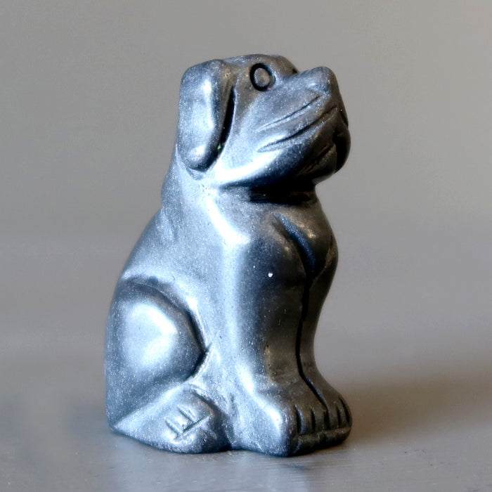 hematite dog