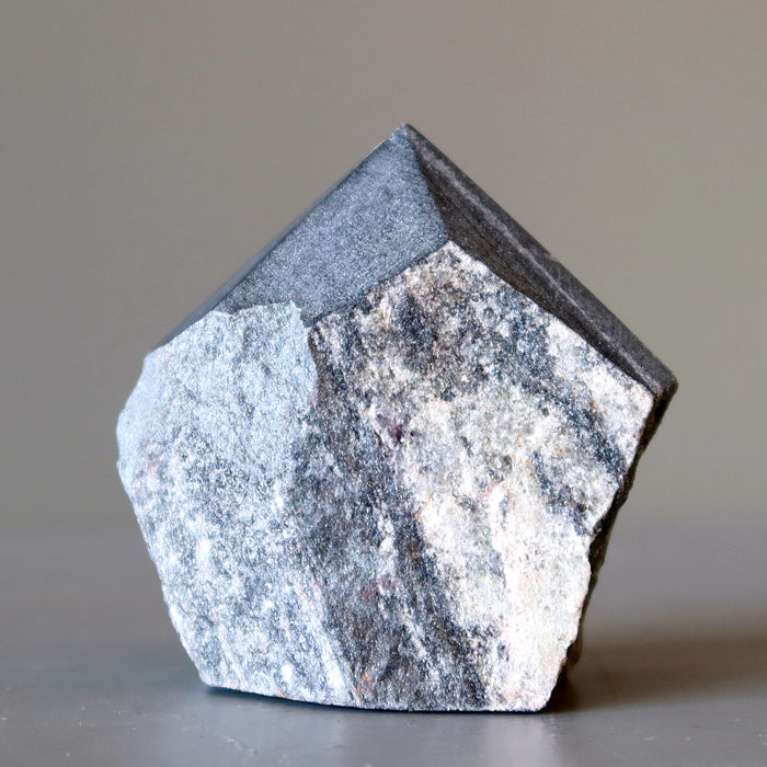 hematite tower point