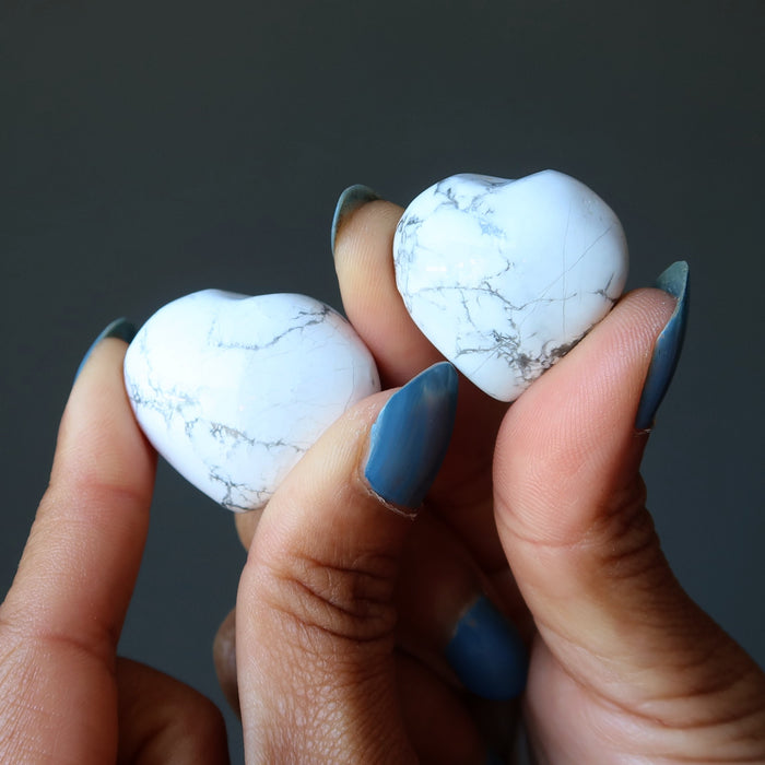 howlite hearts