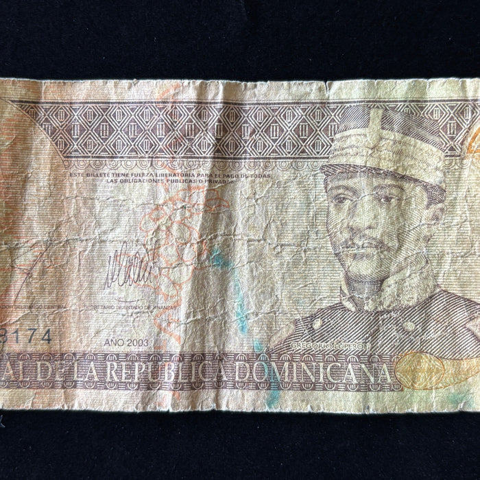 Vintage Banknote 2003 Dominican Republic 20 Pesos UV Verified Caribbean Currency