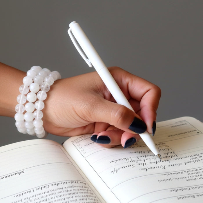 Moonstone Affirmations File: Intuitive Calm & New Beginnings