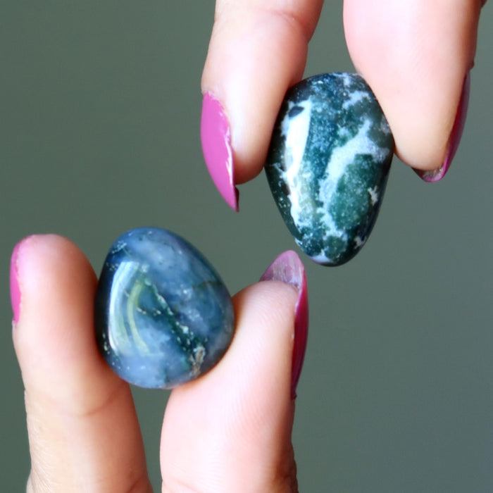 moss agate tumbled stones