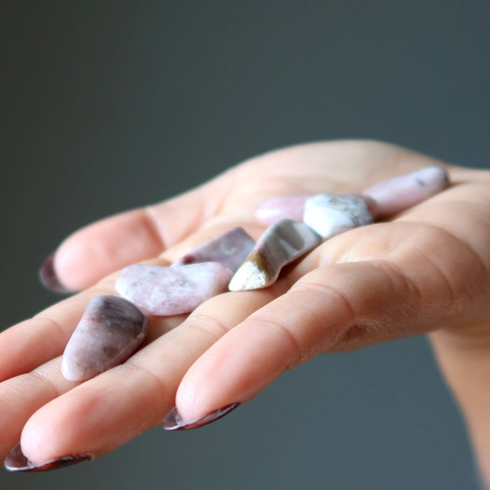 handful of mozarkite tumbled stones