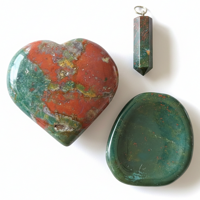 Bloodstone Set Heart Worry Stone Point Pendant Red Green Crystal Lot