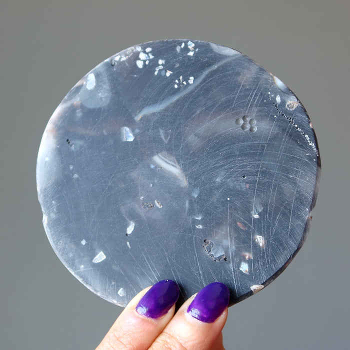 back of onyx charger circle