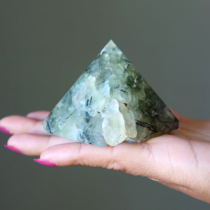 prehnite pyramid