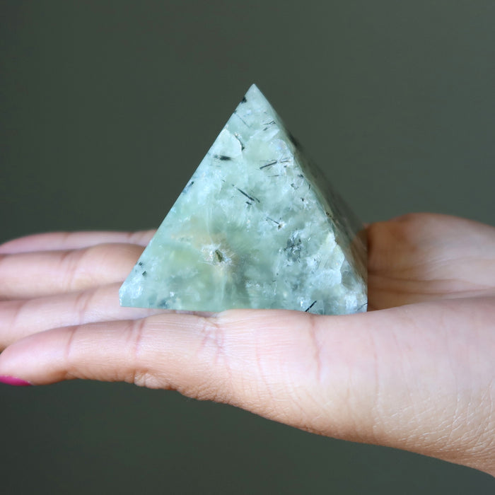 prehnite pyramid