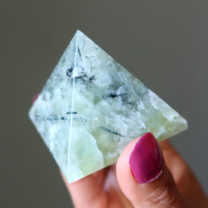 prehnite pyramid
