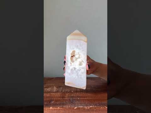 Agate Charger video