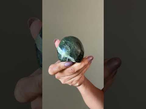 Serpentine Skull video