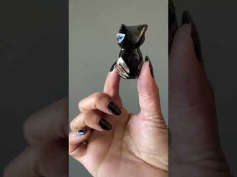 Black Obsidian Owl video
