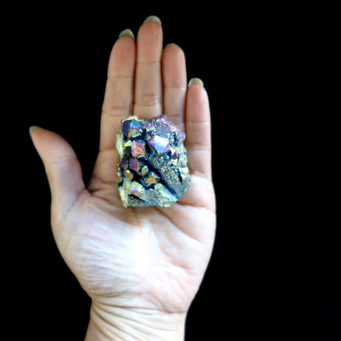 Aura Quartz Cluster Rainbow Titanium Crystal Charger 1.9 inch