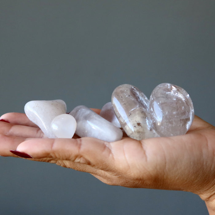 clear quartz tumbled stones