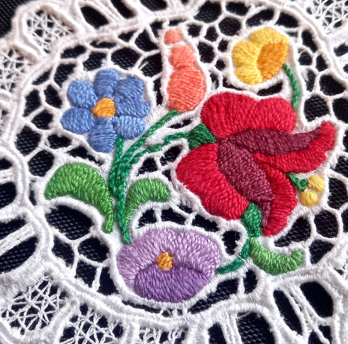Vintage Hungarian Kalocsa Doily Hand-Embroidered Richelieu Lace Coaster 1970s