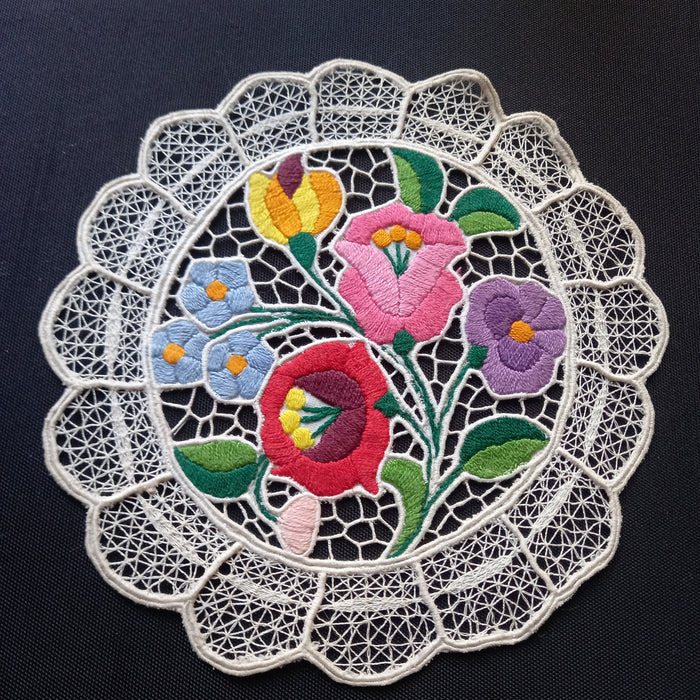 Vintage Hungarian Kalocsa Pair of Doilies Round Lacy Floral Richelieu 1980s