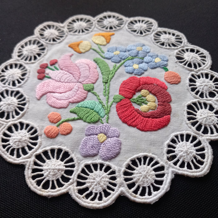 Vintage Hungarian Kalocsa Doily Flower Embroidery Richelieu Handmade Art 1970s
