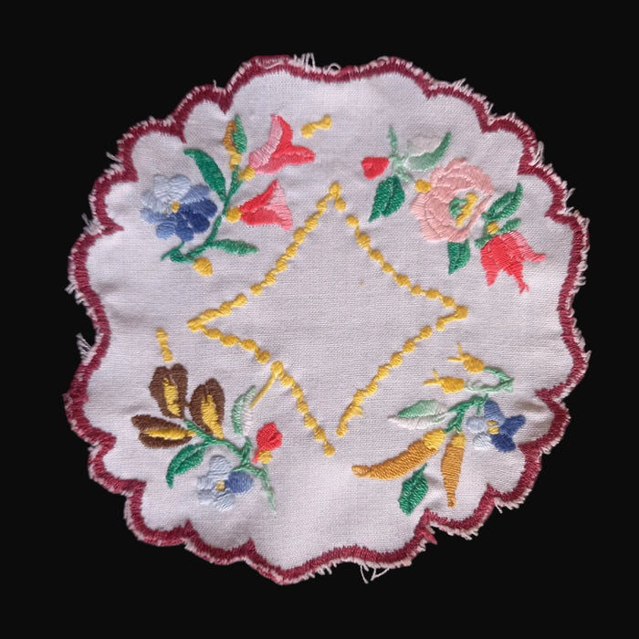 Vintage Hungarian Kalocsai Doily Flower Pepper Cottage Farmhouse Table Decor 1960s