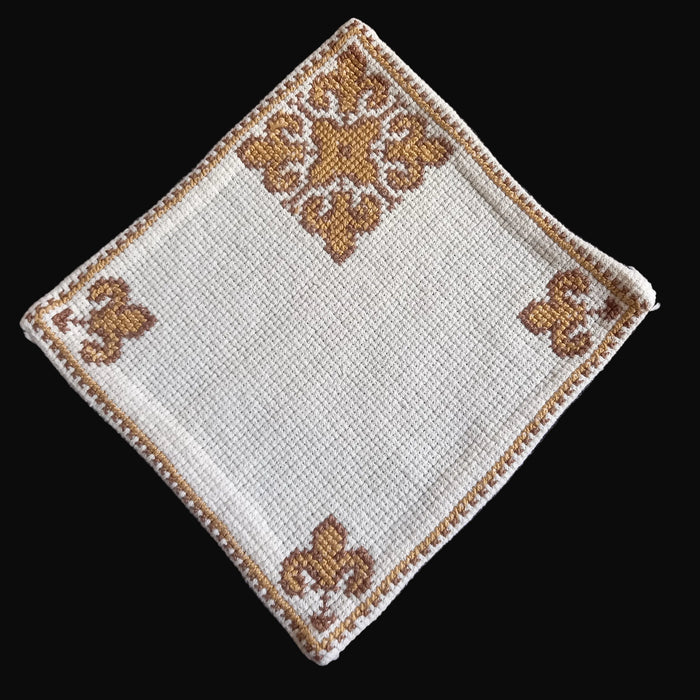 hungarian beregi folk art linen textile vintage 1960s