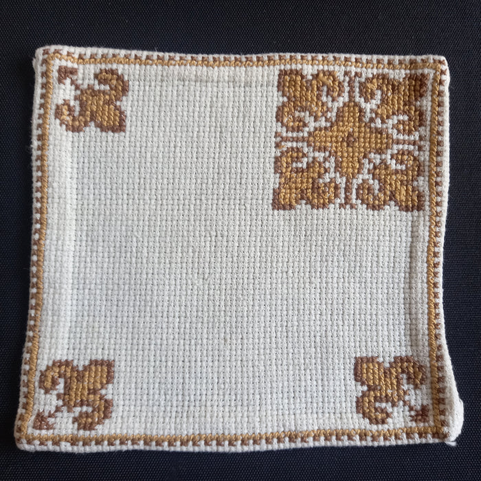 Vintage Hungarian Folk Art Doily Geometric Cross-Stitch Gold Fleur-de-lis 1960s